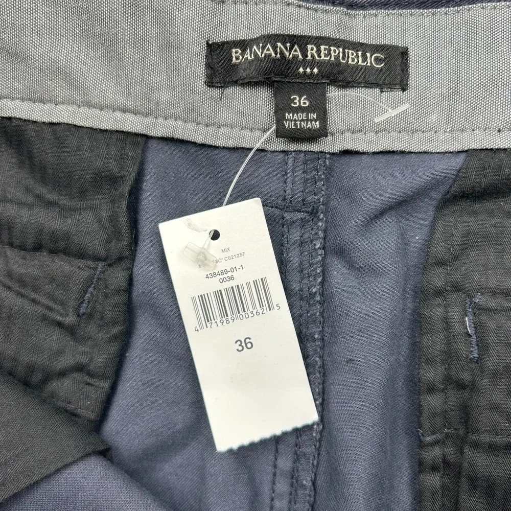 Banana Republic Cotton Cargo Shorts Mens 36x10 Navy Blue Flat Front NEW